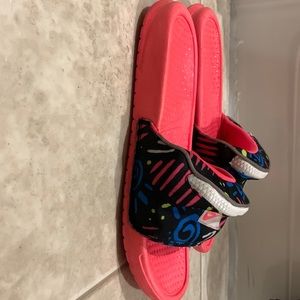 Nike skids with Fanny pack men size 7